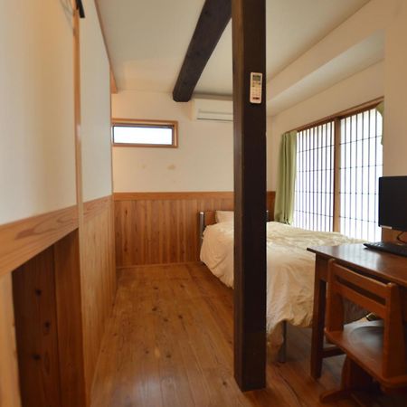 Guest House Ilonggo تسو المظهر الخارجي الصورة